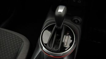 Nissan Juke DIG-T N-CONNECTA DCT
