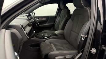Volvo XC40 RECHARGE T4 PLUS