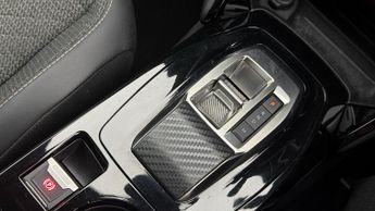 Peugeot 2008 PURETECH EAT8 S/S ALLURE