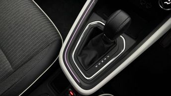 Renault Clio TECHNO E-TECH