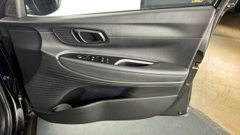 Hyundai BAYON T-GDI SE CONNECT DCT
