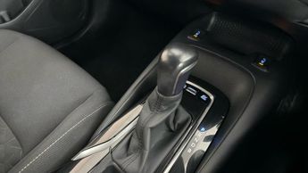 Toyota Corolla ICON TECH