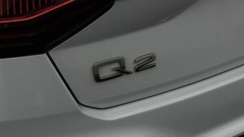Audi Q2 TFSI S LINE
