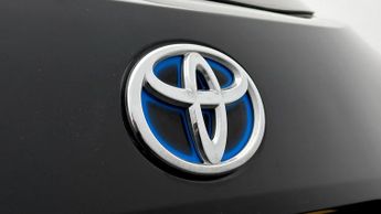 Toyota Corolla ICON TECH