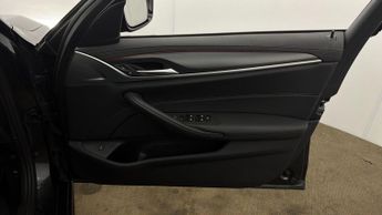 BMW 5 Series 520D M SPORT