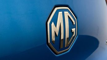 MG MG ZS TROPHY CONNECT