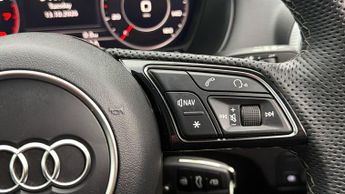 Audi Q2 TFSI S LINE