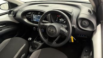 Toyota Aygo X VVT-I PURE