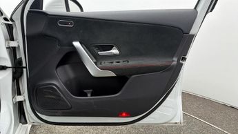 Mercedes-Benz A Class A 180 AMG LINE EXECUTIVE