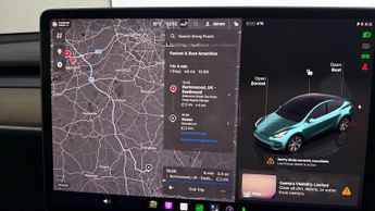 Tesla Model Y LONG RANGE AWD