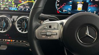 Mercedes-Benz CLA CLA 220 D AMG LINE PREMIUM PLUS NIGHT ED