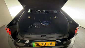 Ford Mustang Mach-E BASE