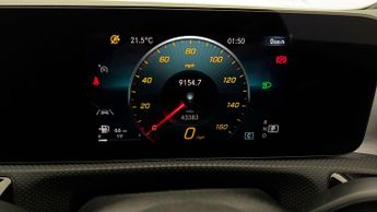 Mercedes-Benz CLA CLA 180 AMG LINE