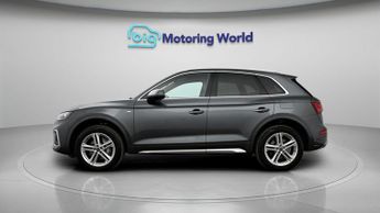 Audi Q5 TFSI E S LINE QUATTRO
