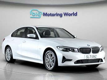 BMW 3 Series 330E SE PRO