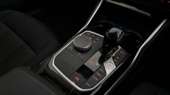 BMW 3 Series 330E SE PRO
