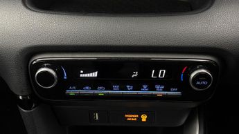 Toyota Yaris ICON