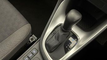 Toyota Yaris ICON