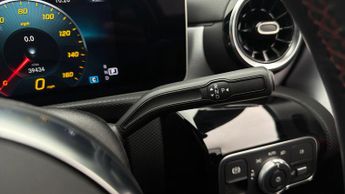 Mercedes-Benz CLA CLA 180 AMG LINE