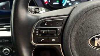 Kia Niro 4 PLUS