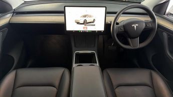 Tesla Model Y LONG RANGE AWD