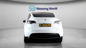 Tesla Model Y LONG RANGE AWD
