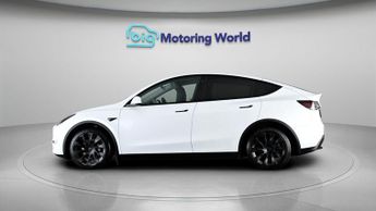 Tesla Model Y LONG RANGE AWD