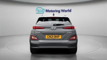 Hyundai KONA PREMIUM SE