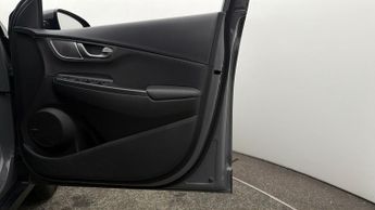 Hyundai KONA PREMIUM SE