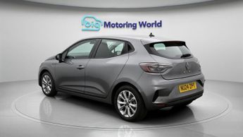 Renault Clio EVOLUTION E-TECH