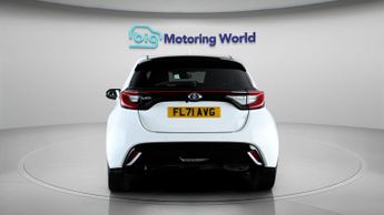 Toyota Yaris DYNAMIC