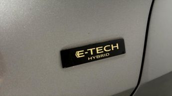 Renault Captur TECHNO E-TECH