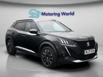 Peugeot E-2008 GT PREMIUM