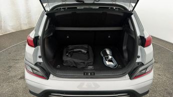 Hyundai KONA PREMIUM
