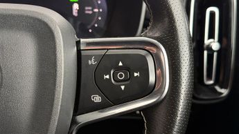 Volvo XC40 P8 R-DESIGN AWD