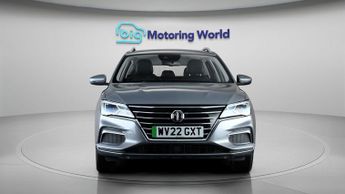 MG MG5 EXCLUSIVE