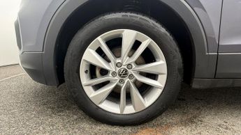 Volkswagen T-Cross SE TSI DSG
