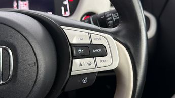 Honda Jazz I-MMD EX