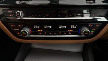 BMW 5 Series 530E SE
