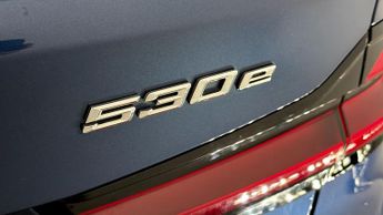BMW 5 Series 530E SE