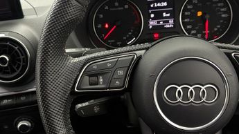 Audi Q2 TFSI S LINE
