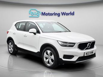 Volvo XC40 T3 MOMENTUM