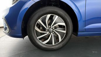 Volkswagen Polo LIFE TSI DSG