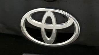 Toyota AYGO VVT-I X-PLAY X-SHIFT TSS