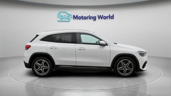 Mercedes-Benz GLA GLA 180 AMG LINE PREMIUM PLUS