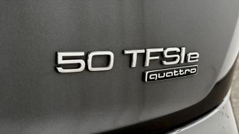Audi Q5 TFSI E S LINE QUATTRO
