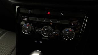 Volkswagen T-Roc BLACK EDITION TSI EVO DSG