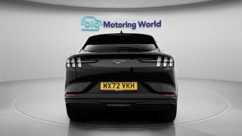 Ford Mustang Mach-E BASE