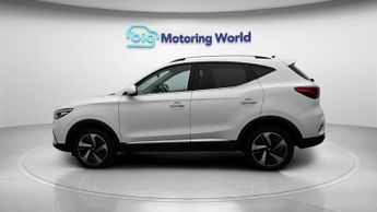 MG MG ZS TROPHY CONNECT