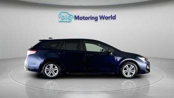 Suzuki Swace MOTION